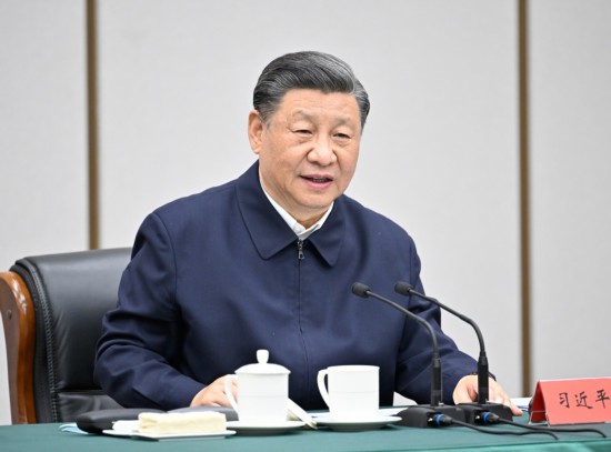 2023年5月10日下午，习近平总书记主持召开高标准高质量推进雄安新区建设座谈会并发表重要讲话。新华社记者 殷博古 摄